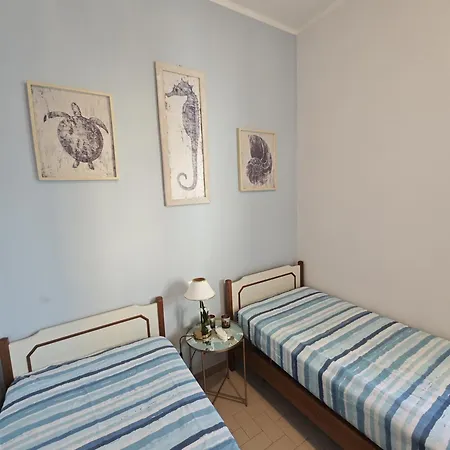 Apartamento L08 - Trilocale Al Centro Del Paese Con Posto Auto